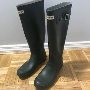 Hunter boots! Size 8